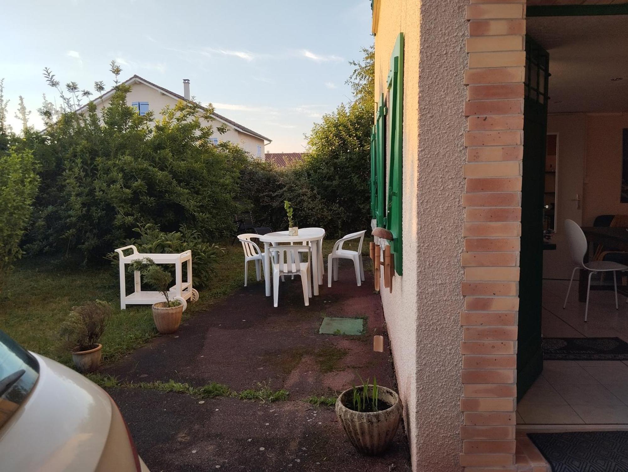 L'Escale Thermale Montrond-les-Bains Zewnętrze zdjęcie
